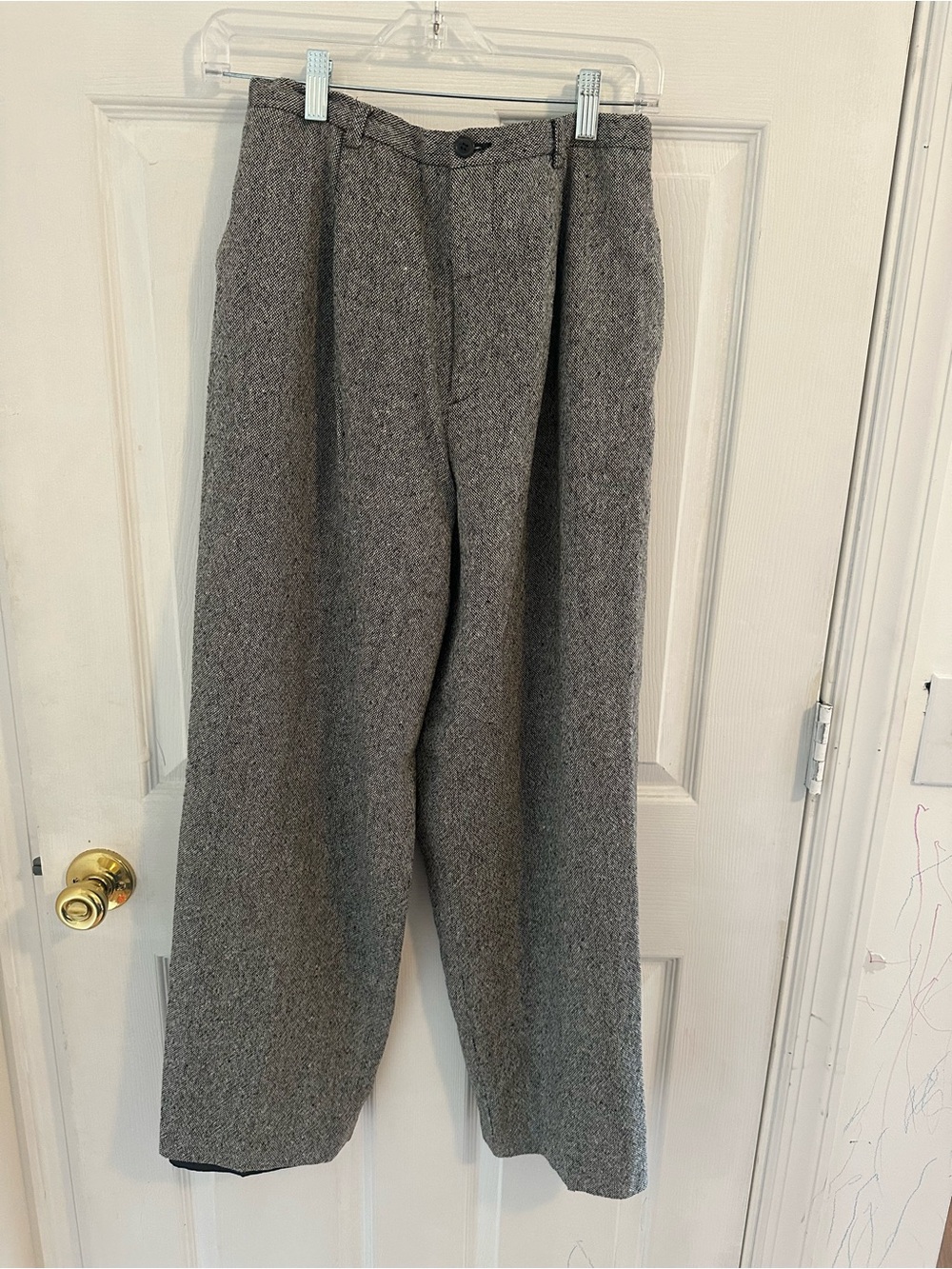 Parisian Signature Women's Gray Wool Blend Dress Pants